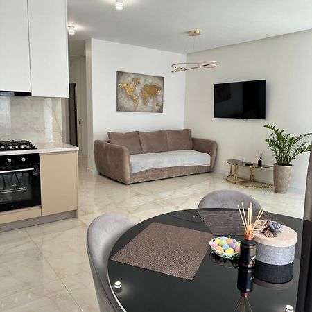 Жк Great Britain Apartment Львів Екстер'єр фото