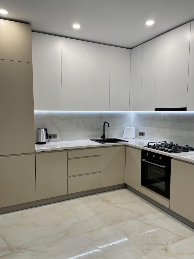 Жк Great Britain Apartment Львів Екстер'єр фото