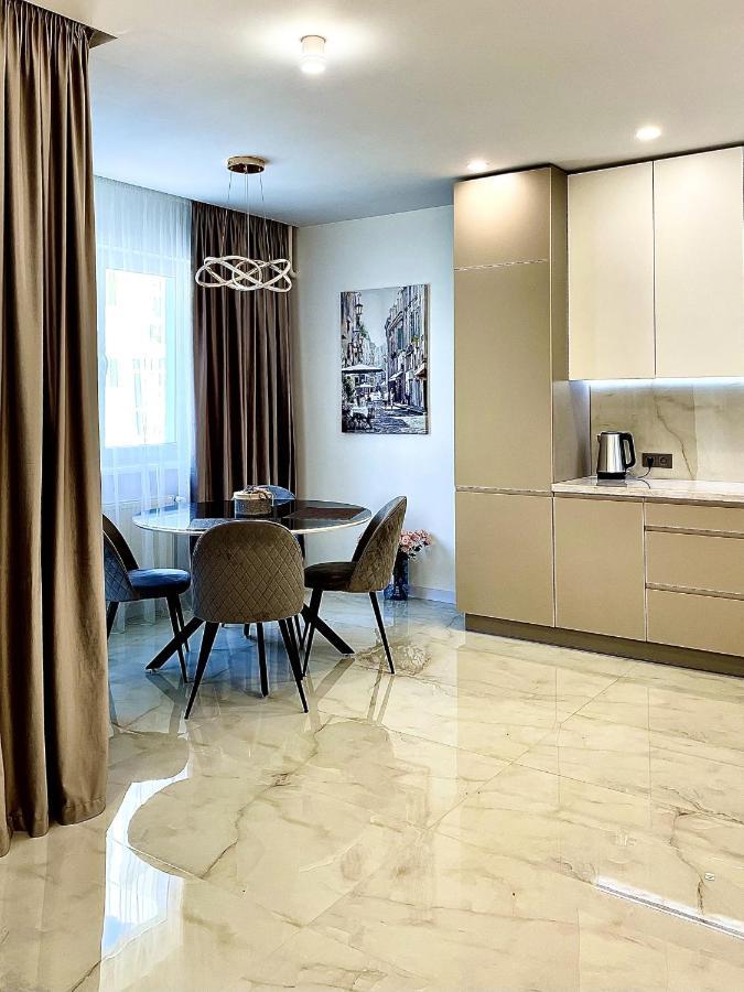 Жк Great Britain Apartment Львів Екстер'єр фото