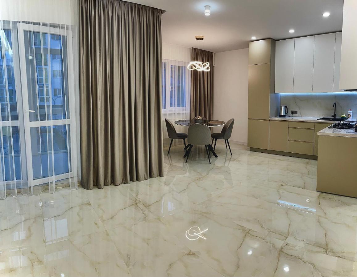 Жк Great Britain Apartment Львів Екстер'єр фото